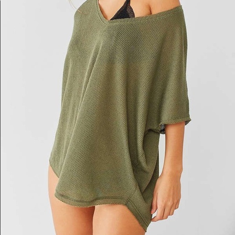 Brand New Urban Outfitters tee